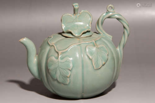 Chinese Celadon Porcelain Pot