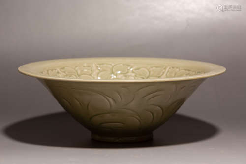Chinese Yao Zhou Kiln Engraved Porcelain Bowl