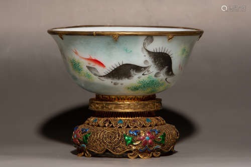 Chinese Qianlong Period Gold Painted Porcelain Bowl