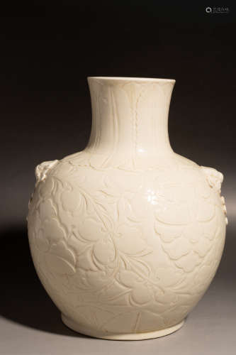 Chinese Ding Kiln Beast Head Porcelain Jar