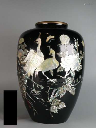 A Bronze  Black Glaze Peony  Phoenix  Vase  Jar