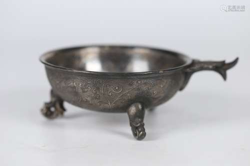 A Flower and bird pattern silver bowl