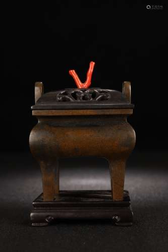 A Bronze Censer With Coral Button
