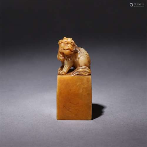 A Tianhuang Stone Beast Button Seal