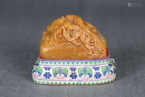 A Tianhuang Stone Dragon Seal