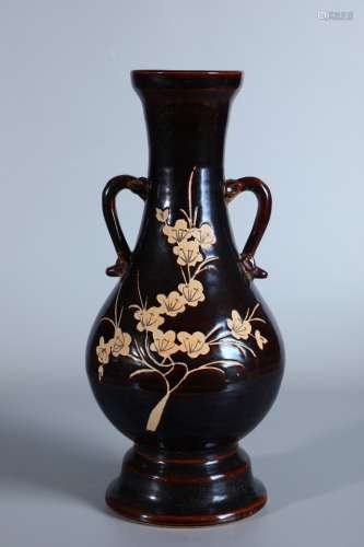 A Chinese Porcelain Jizhou Kiln Ear Vase