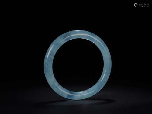 A Chinese Aquamarine Bangle