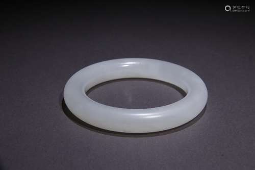 A Chinese Hetian Jade Bangle With Pattern