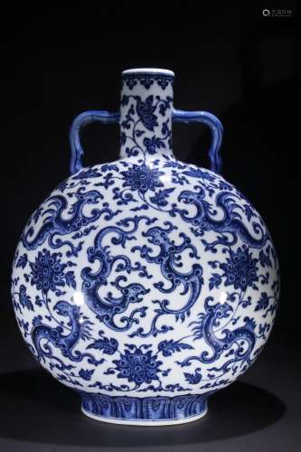 A Chinese Porcelain Daqing-Qianlong-Nianzhi Mark Blue&White Dragon Carved Oblate Vase