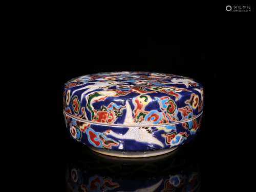 A Chinese Porcelain Daqing-Qianlong-Nianzhi Mark Enameled Crane Carved Box