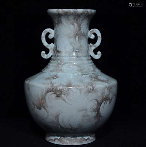 A Chinese Porcelain Yongzheng-Nianzhi Mark Jun Glaze Ear Vase