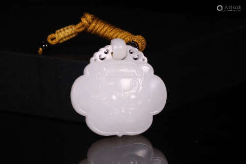 A Chinese Hetian Jade Beast Carved Pendant