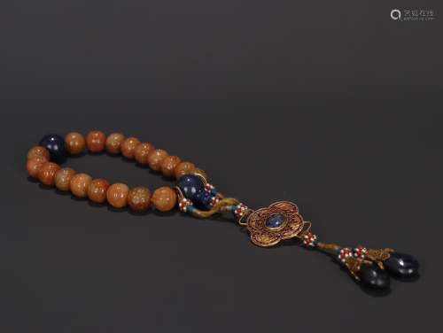A Chinese Jadeite Longevous Pattern 19-Bead Pendant