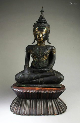 Antique Gilt Bronze Buddha Statue