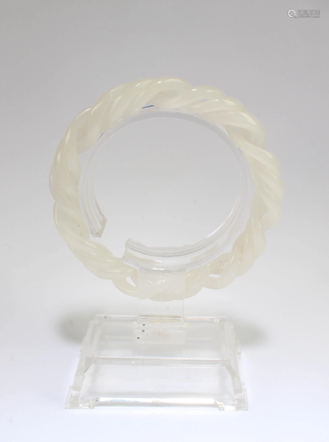 An Unique Swirl Jade Bangle