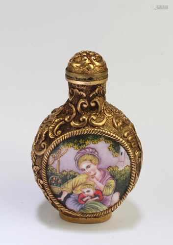 Chinese FaLangCai Snuff Bottle