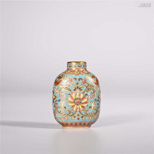 Qianlong of Qing Dynasty      Pink snuff bottle