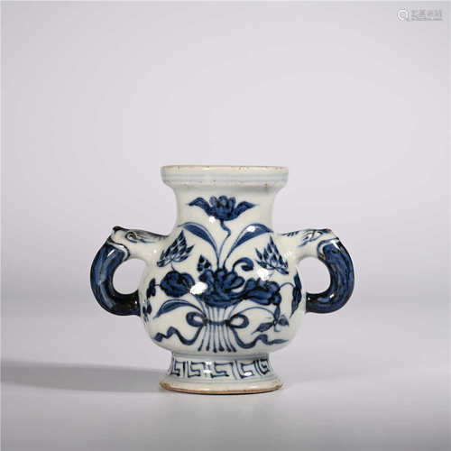 Yuan dynasty      Blue and white small jar with two ears