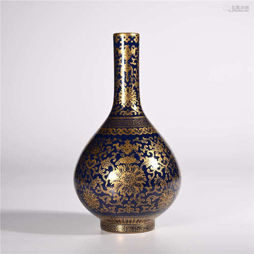 Qianlong of Qing Dynasty        Pastel gall bottle