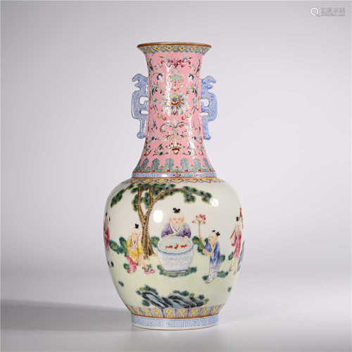 Qing Daoguang       Pastel bottle with two ears