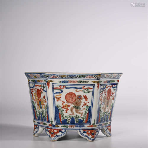 Wanli of Ming Dynasty          Colorful flowerpot