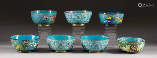 SIEBEN EMAIL-CLOISONNÉ-SCHALEN China, um 1900