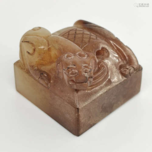 A Jade Carved Chi Dragon Handle Seal