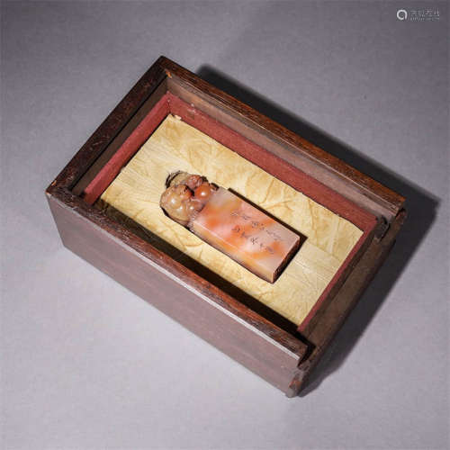 A Shoushan Ross Quartz Carved Lion Handle Seal with Rosewood Box