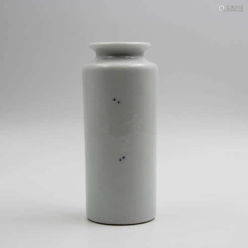 A Sweet White Glaze Dragon   Carved Porcelain Tube Shaped Vase