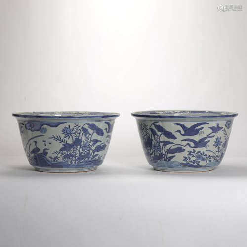 A Pair of Blue and White Flower&Bird   Porcelain Flowerpots