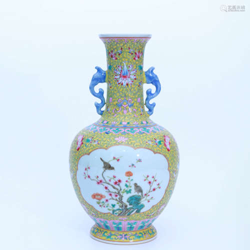 A Famille Rose ‘Flower&Birds’ Porcelain Vase With Double Ears