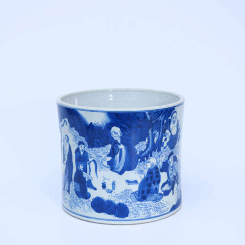 A Blue and White Figures Porcelain Brush Pot