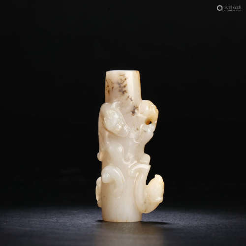 A Hetian Jade Carved Chi Dragon   Lezi Ornament
