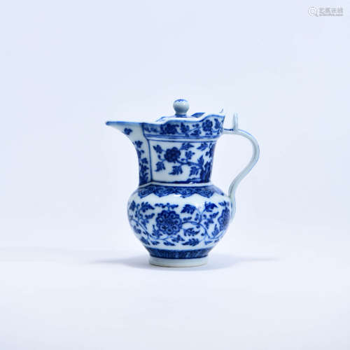 A Blue and White Porcelain Mitral Pot