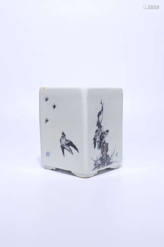 chinese grisaille-decorated porcelain brush pot,qing dynasty