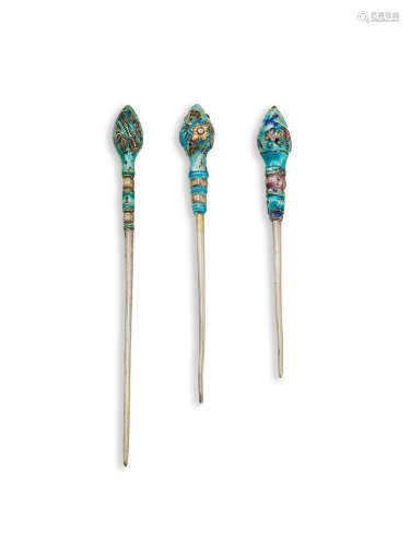 THREE ENAMELED SILVER HAIRPINS SOUTHEAST ASIA 20TH CENTURY (3)