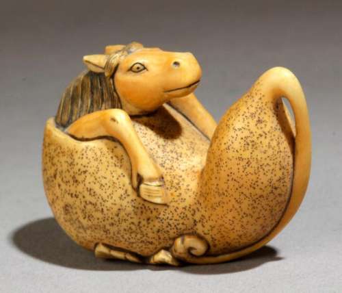 A 19th century Japanese netsuke from Meiji period.…