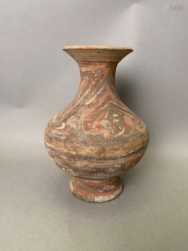 CHINE, Han. Vase. Terre cuite. H : 27 cm.