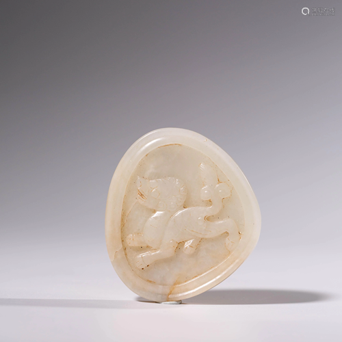 A WHITE JADE PENDANT