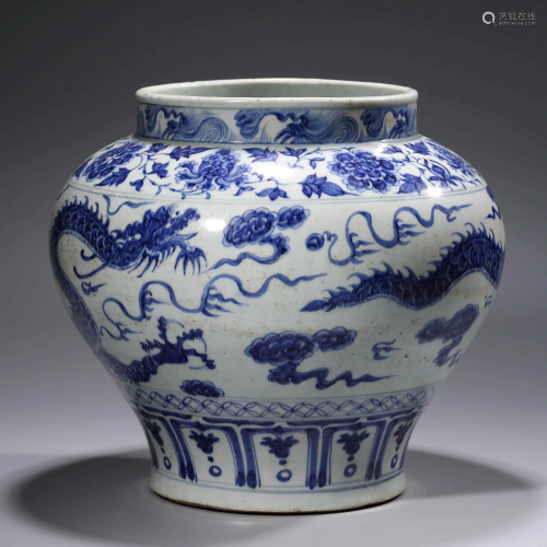 A BLUE AND WHITE DRAGON JAR