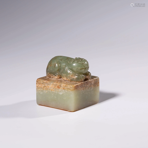 A JADE ANIMAL SEAL