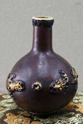 Chinese Gourd Vase w Mark