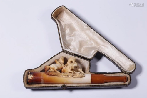 18th.C Cigarret Pipe and Holder w Amber