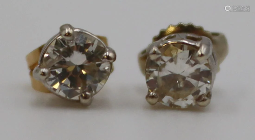 JEWELRY. 14kt Gold Diamond Stud Earrings.