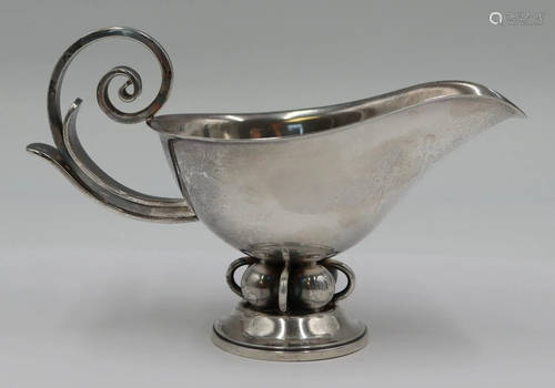 STERLING. La Paglia Sterling Gravy Boat.