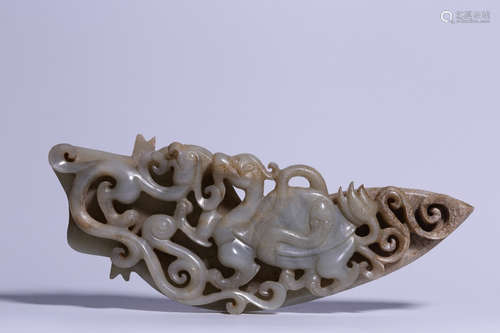 HETIAN WHITE JADE OPENWORK CARVED 'MYTHICAL BEAST' ORNAMENT