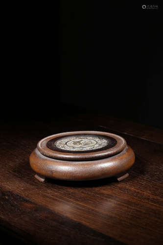 BAMBOO CARVED COMPRESSED 'CHILONG' ROUND STAND