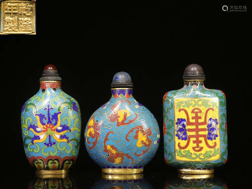 SET OF THREE CLOISONNE ENAMELED SNUFF BOTTLES