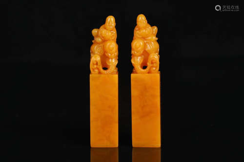 Chinese Pair Of Shoushan Tianhuang Stone Seals