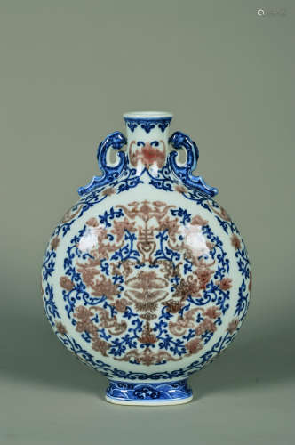 Chinese Qing Dynasty Qianlong Period Doucai Porcelain Bottle